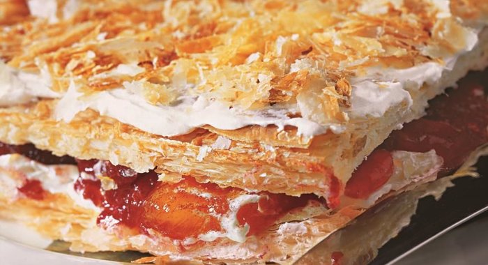 Сливовый торт Наполеон