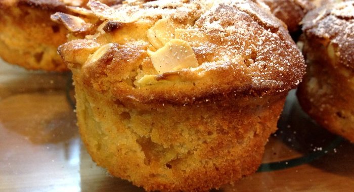Яблочные кексы