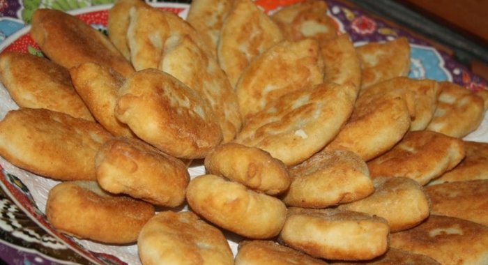 Пирожки на творожном тесте с картофелем и печенью (или как говорит моя бабушка з питрыбкою)