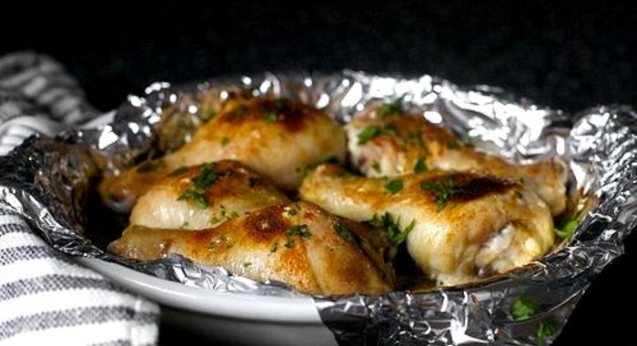 Запеченная курица в маринаде из пахты