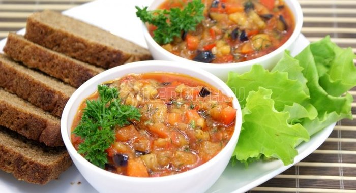 Овощное рагу с баклажанами