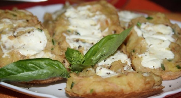 Картофельные бутерброды с тунцом к завтраку