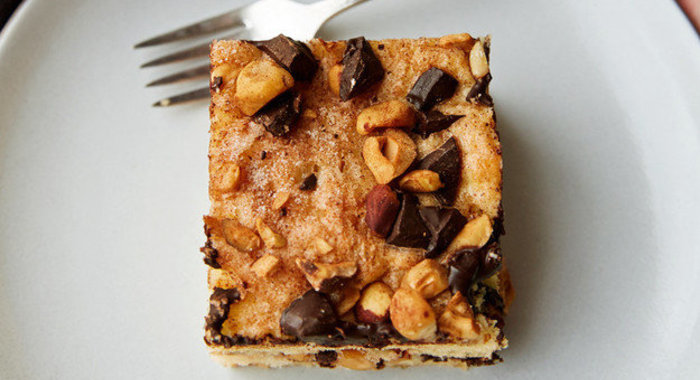 Шоколадный пирог с корицей