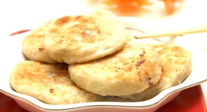 Кабачково-картофельные оладьи с мятой и сыром фета