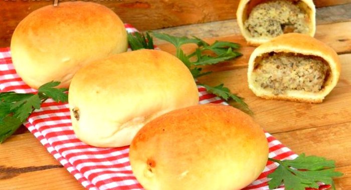 Пирожки с картошкой и печенью печёные