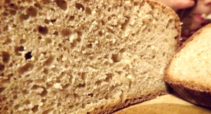 Хлеб из цельнозерновой муки без дрожжей