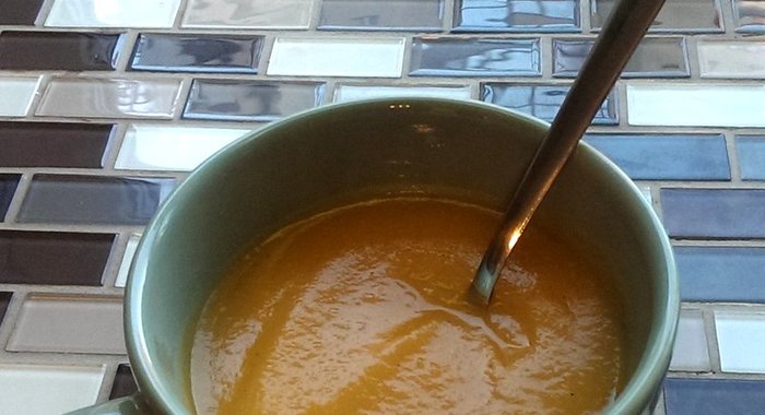 Овощной суп-пюре с кабачками и чесноком