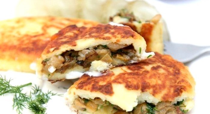 Пирожки с грибами жареные