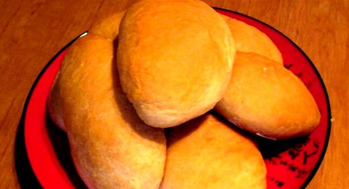 Пирожки из замороженной вишни