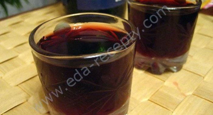 Вино из смородины и винограда