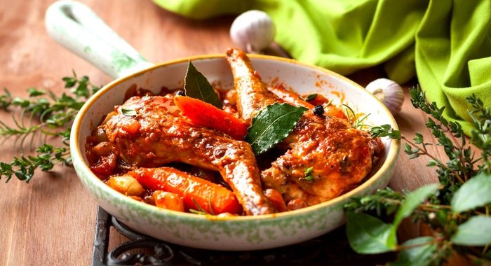 Рагу из кролика со сливами