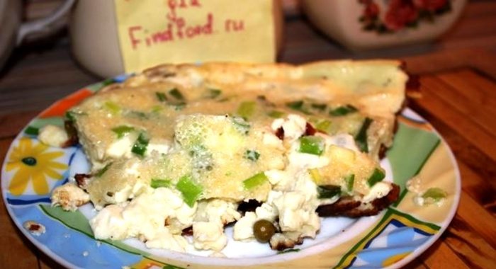 Омлет с зеленым луком и горошком