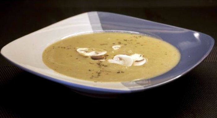 Грибной суп пюре /Soupe aux champignons purée