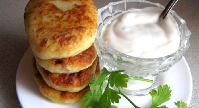 Картофельные пирожки с мясом