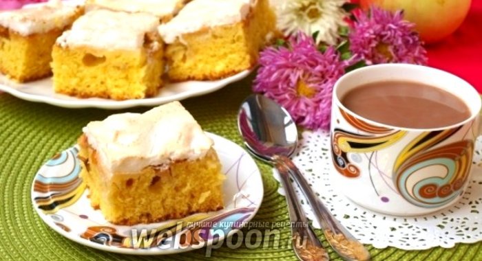 Яблочный пирог с меренгой