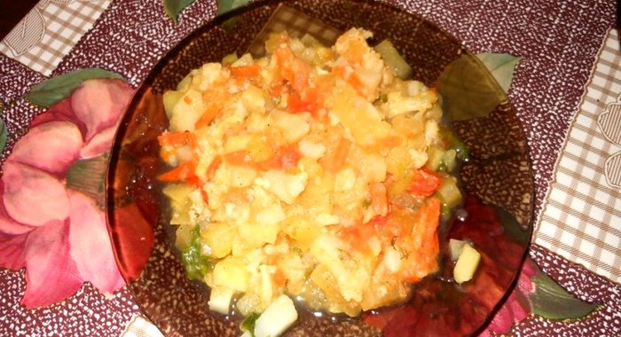 Рагу с цветной капустой и картошкой