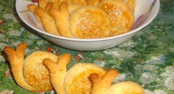 Сырно-кунжутное печенье Улитки