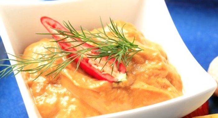 Постный сырный крем с красным перцем