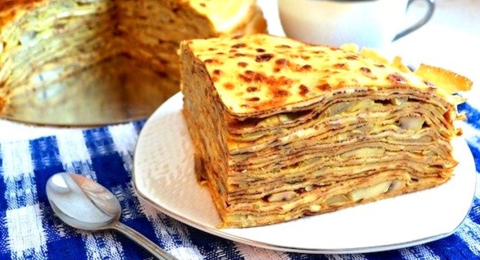 Блинный пирог с грибами