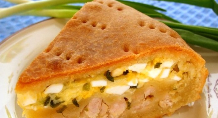 Пирог с луком и сыром