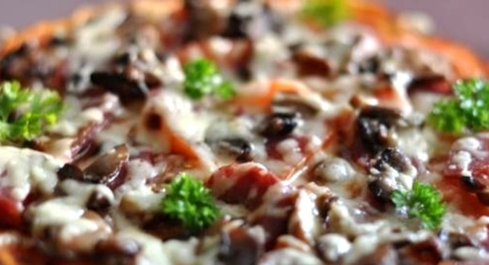 Домашняя пицца на скорую руку