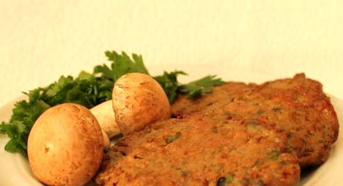 Печеночные котлеты с грибами
