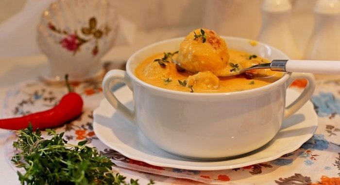 Тыквенный суп-пюре с фрикадельками