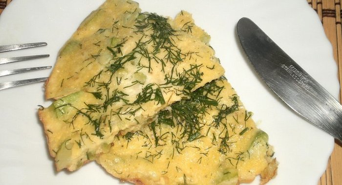 Омлет с кабачками в мультиварке