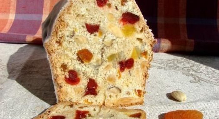 Ореховый кекс с грецкими орехами и сухофруктами