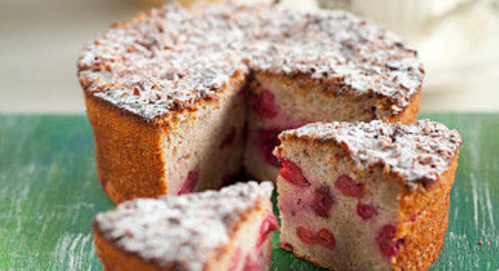 Вишневый пудинг с черным хлебом