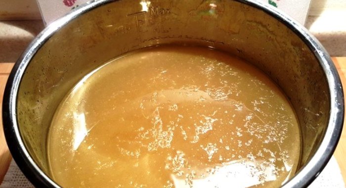 Бульон из куриных лапок