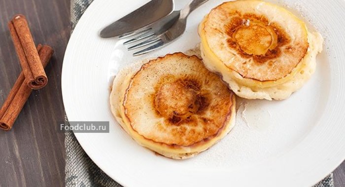 Яблочные оладьи