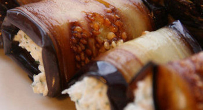 Рулетики из баклажанов с фетой