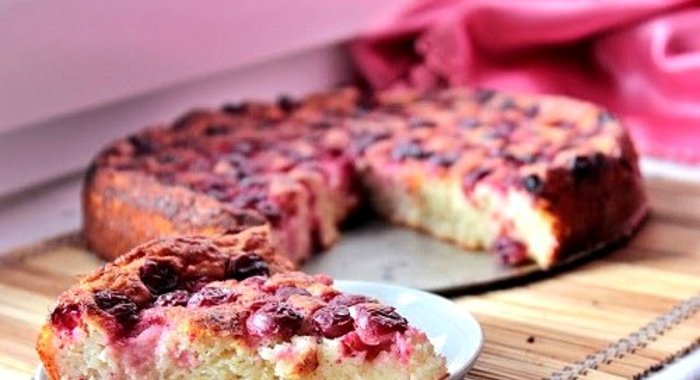 Запеканка с вишней в мультиварке