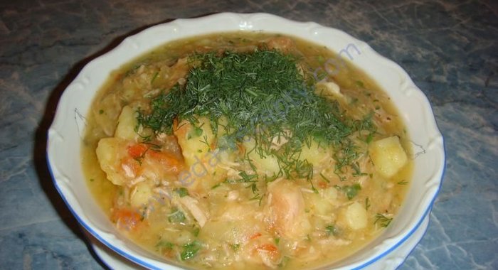 Свиной гуляш из свинины с подливкой