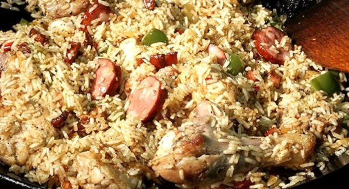 Плов с колбасой