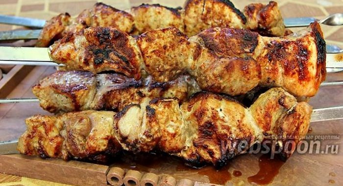 Шашлык из свинины в майонезно-соевом маринаде