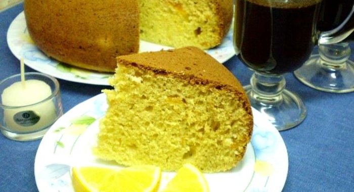 Кекс с курагой и лимонным соком