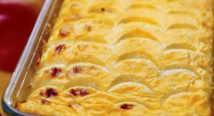 Творожная запеканка с яблоками