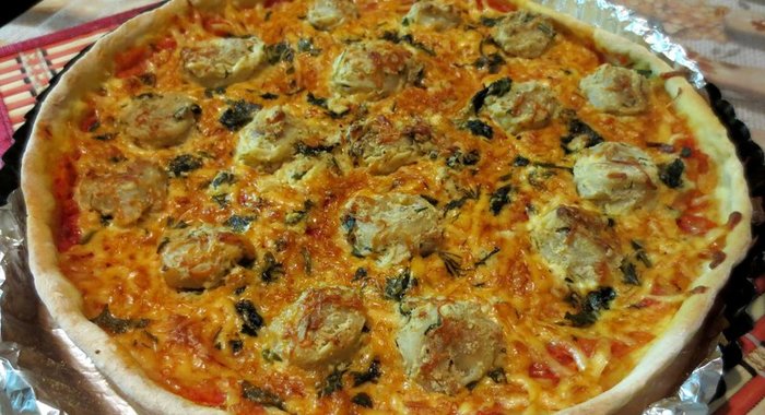 Пицца по‑студенчески с пельменями