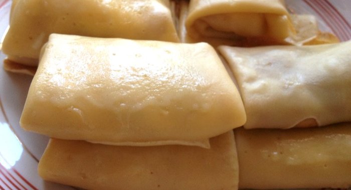 Блинчики с творогом и бальзамическим кремом