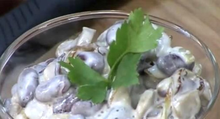 Салат из красной фасоли