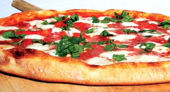 Пицца с курицей в мультиварке