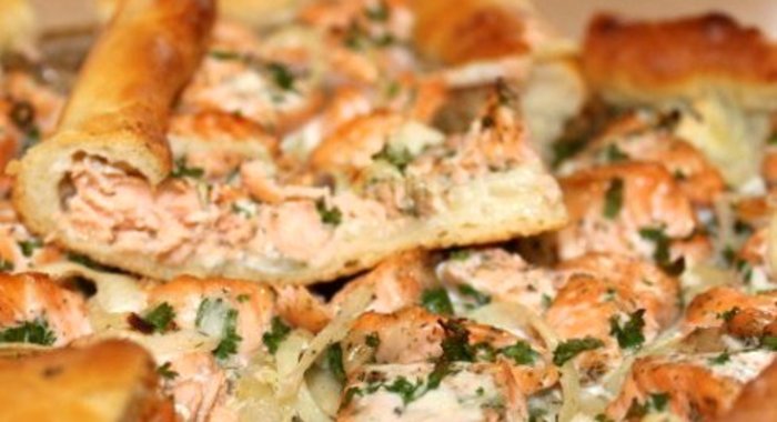 Рыбная пицца