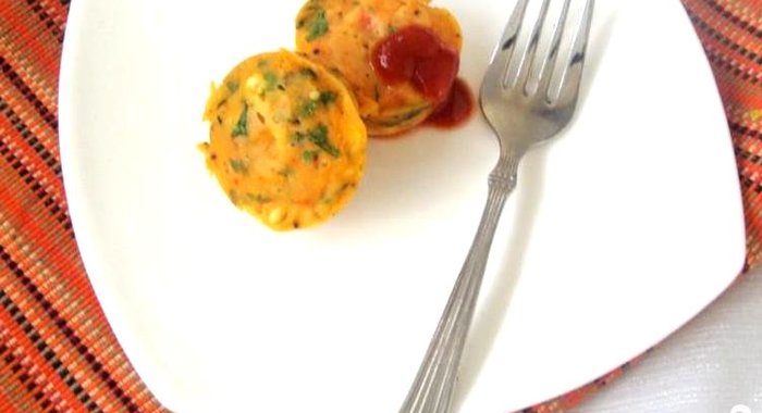 Морковные кексы с кориандром и кукурузой