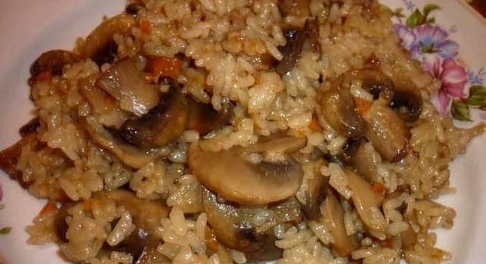 Плов с грибами в мультиварке