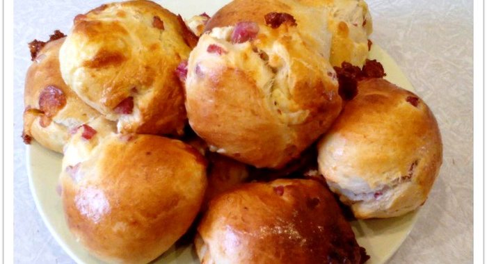 Булочки с ветчиной и сыром