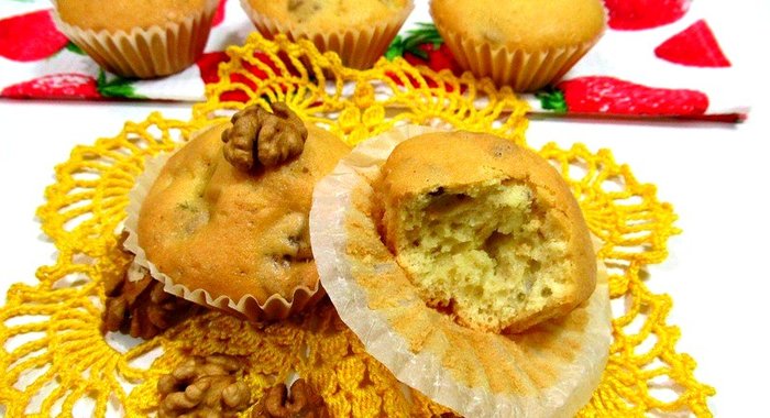 Кекс с грецкими орехами