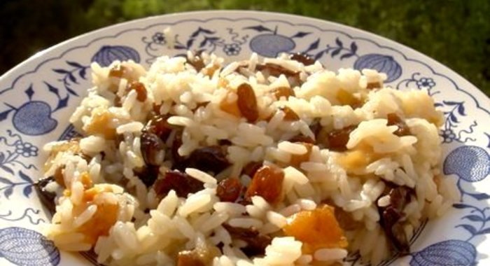 Плов с яблоками