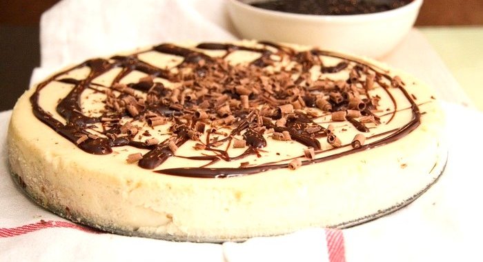 Творожник со взбитыми сливками и ванилью